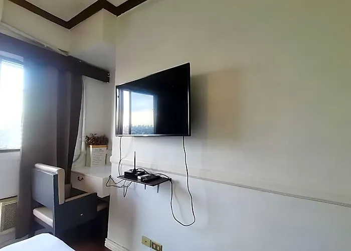 Service Hotel Manila