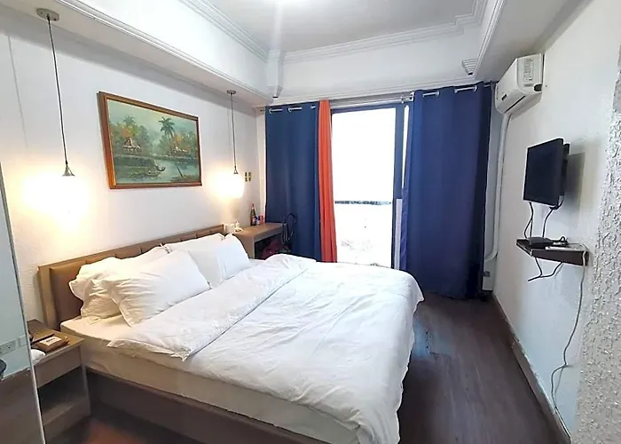 Hotel Service 2*