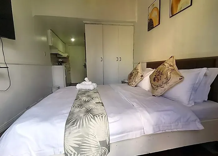 Service 2* Manila